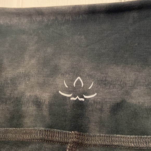 NWT Beyond Yoga Legging 1X - Picture 3 of 5